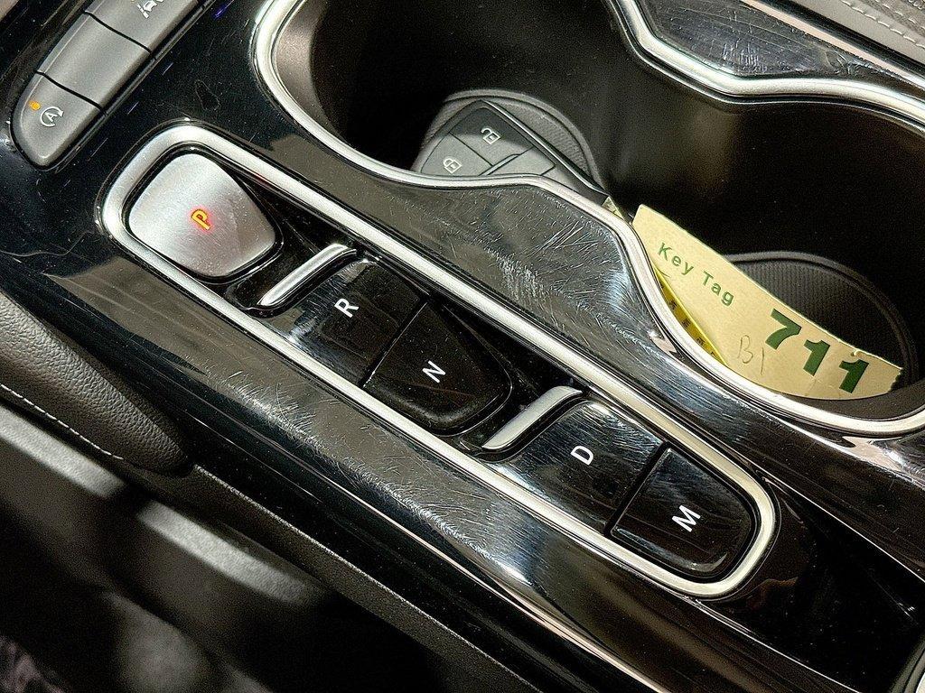 used 2022 Buick Envision car, priced at $23,750