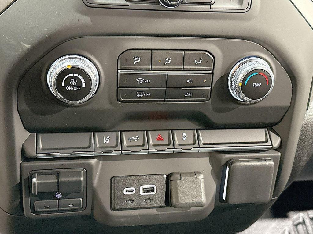 new 2025 GMC Sierra 2500 car, priced at $55,225