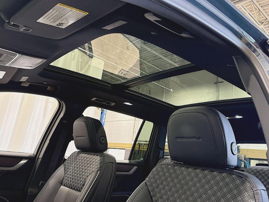 new 2025 GMC Acadia car, priced at $65,060