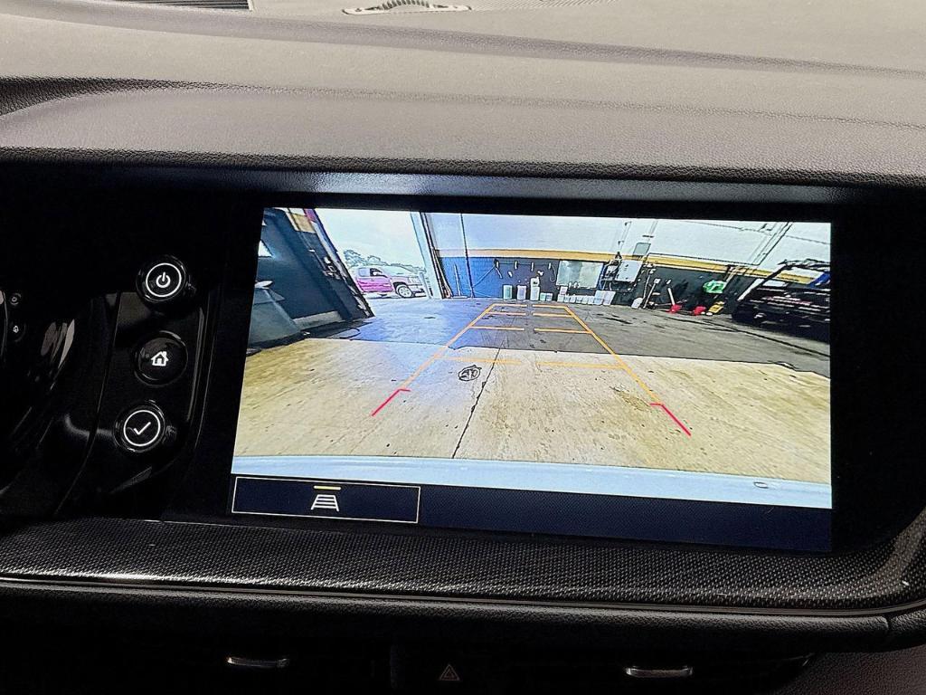 used 2023 Buick Envision car, priced at $29,900
