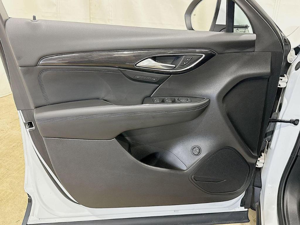 used 2023 Buick Envision car, priced at $29,900