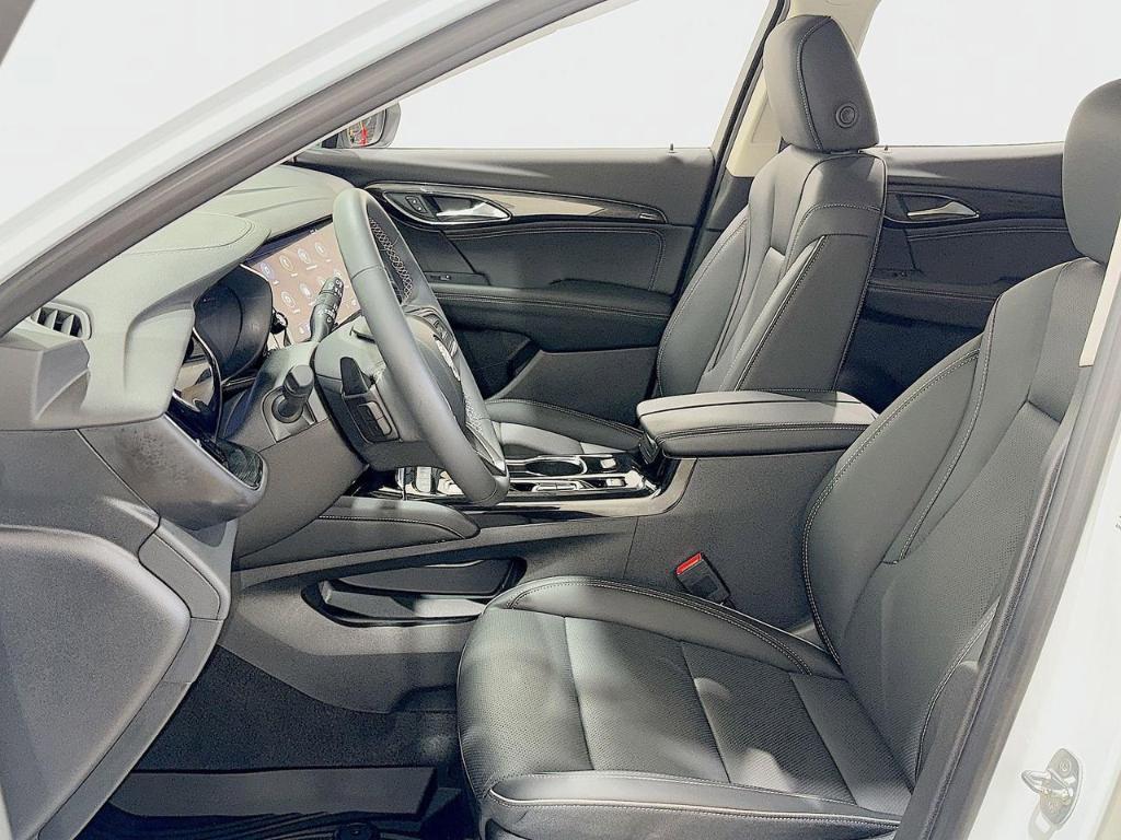 used 2023 Buick Envision car, priced at $29,900