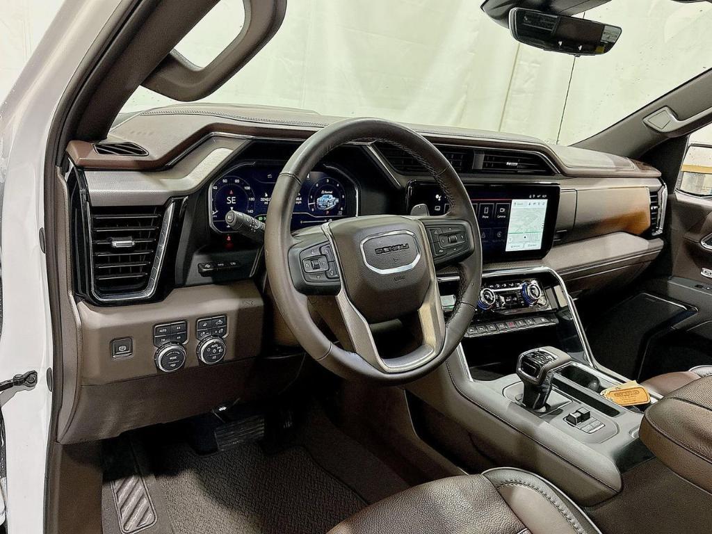 used 2024 GMC Sierra 1500 car, priced at $57,900