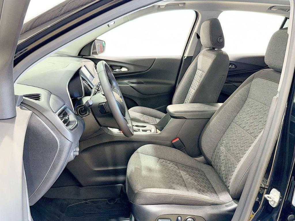 used 2022 Chevrolet Equinox car, priced at $23,900