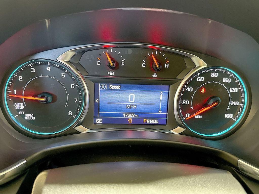 used 2022 Chevrolet Equinox car, priced at $23,900
