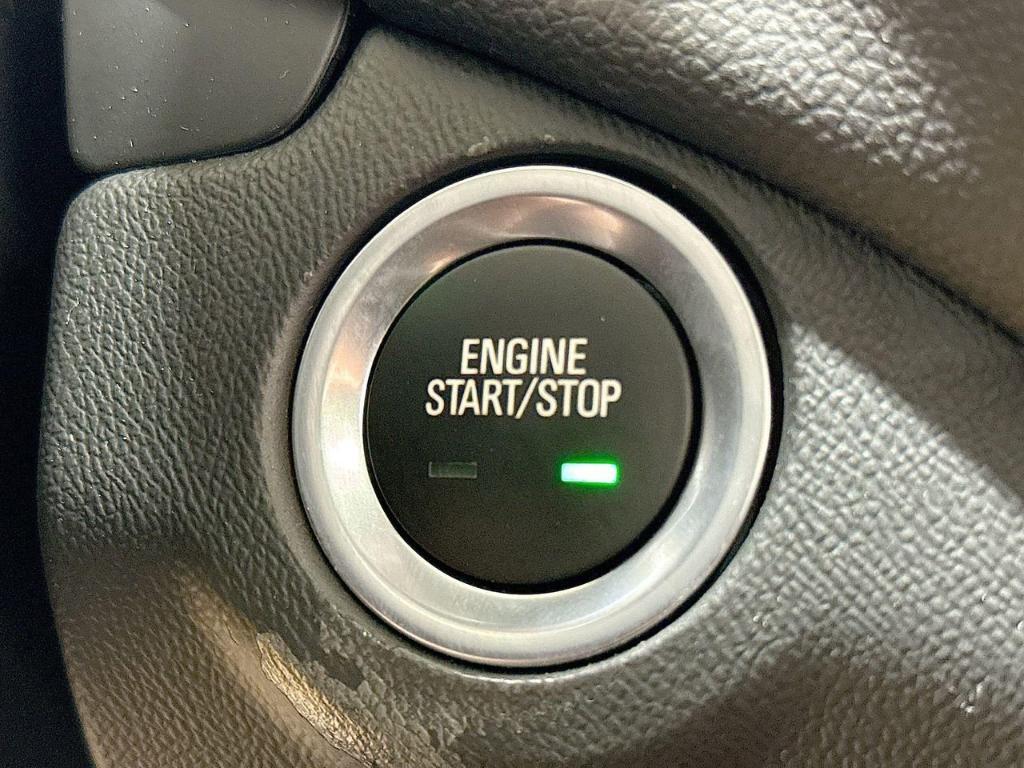 used 2022 Chevrolet Equinox car, priced at $23,900