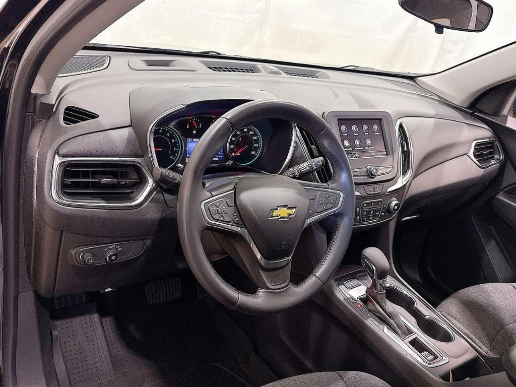 used 2022 Chevrolet Equinox car, priced at $23,900