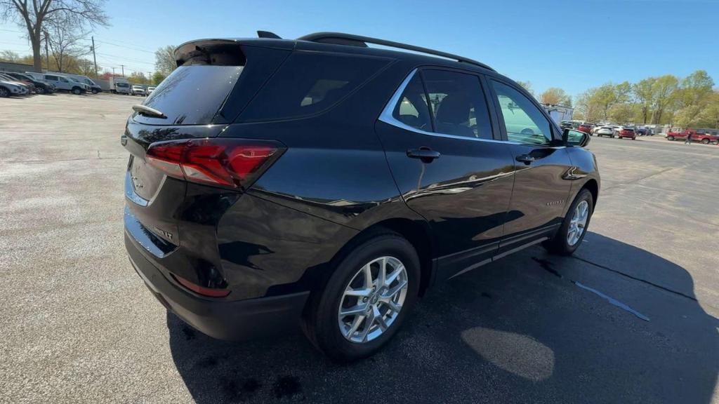 used 2022 Chevrolet Equinox car, priced at $23,900