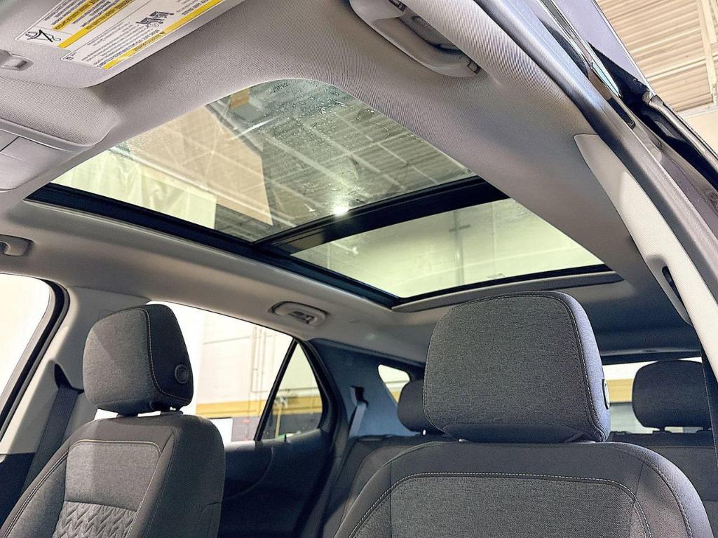 used 2022 Chevrolet Equinox car, priced at $23,900