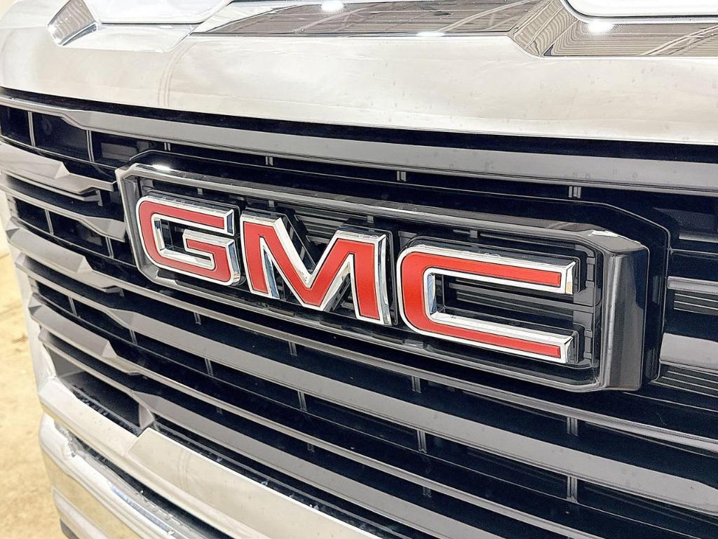 new 2025 GMC Sierra 2500 car, priced at $50,605