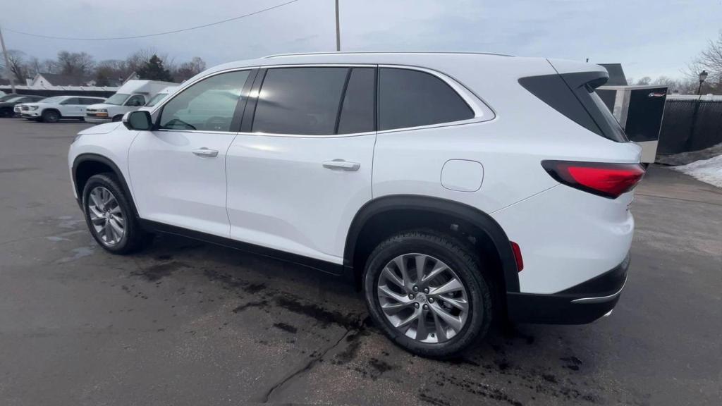 new 2025 Buick Enclave car, priced at $47,918