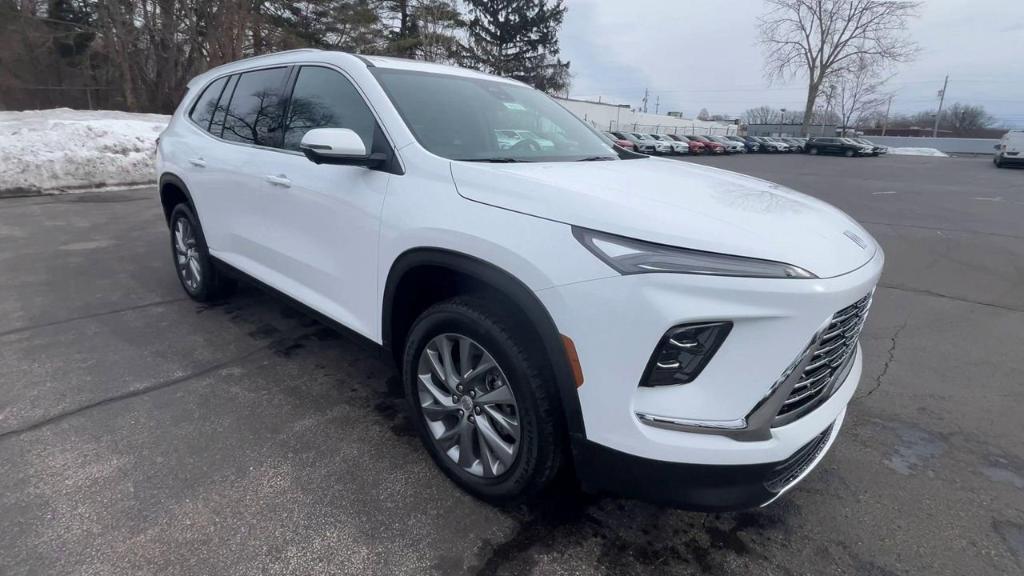 new 2025 Buick Enclave car, priced at $47,918