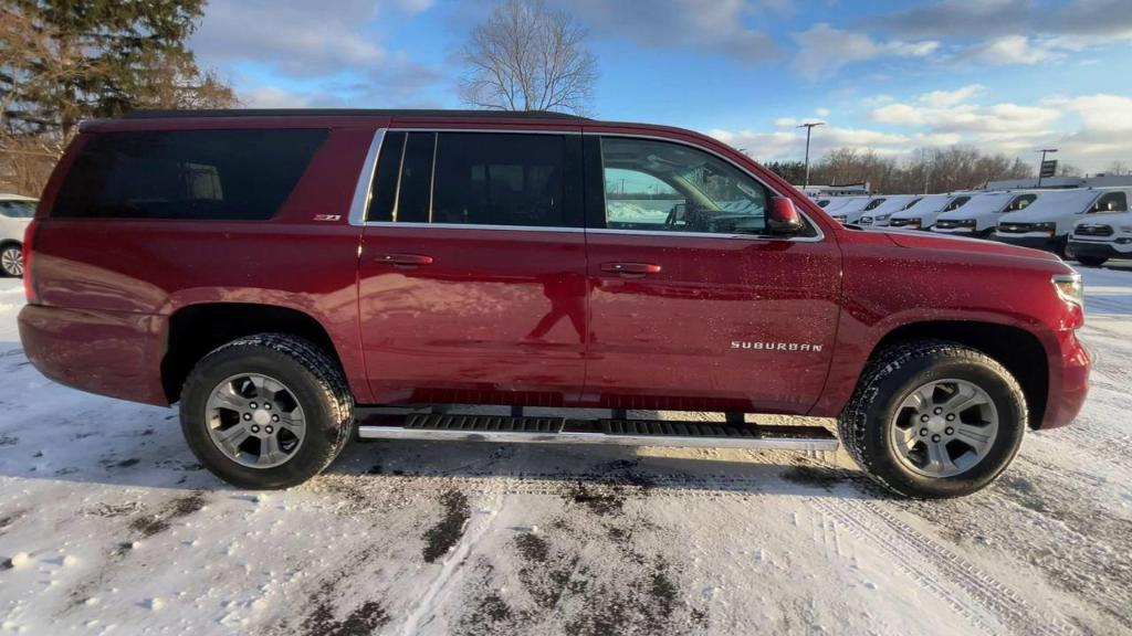 used 2016 Chevrolet Suburban car, priced at $22,900