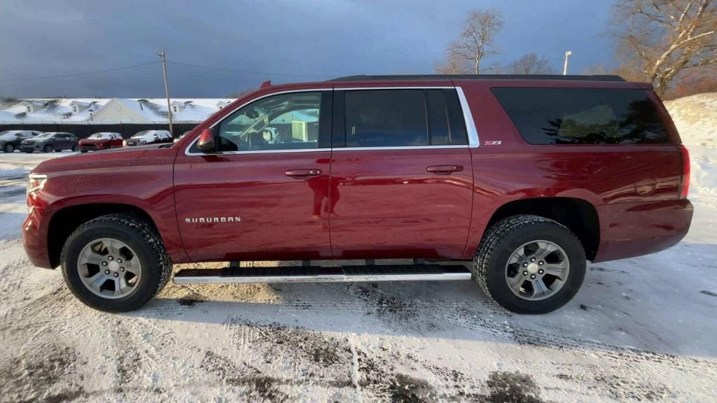 used 2016 Chevrolet Suburban car, priced at $22,900