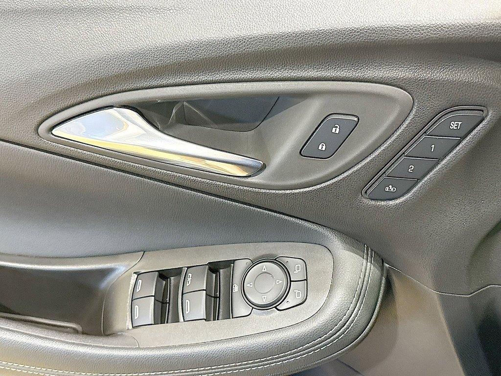 used 2022 Buick Encore GX car, priced at $21,500