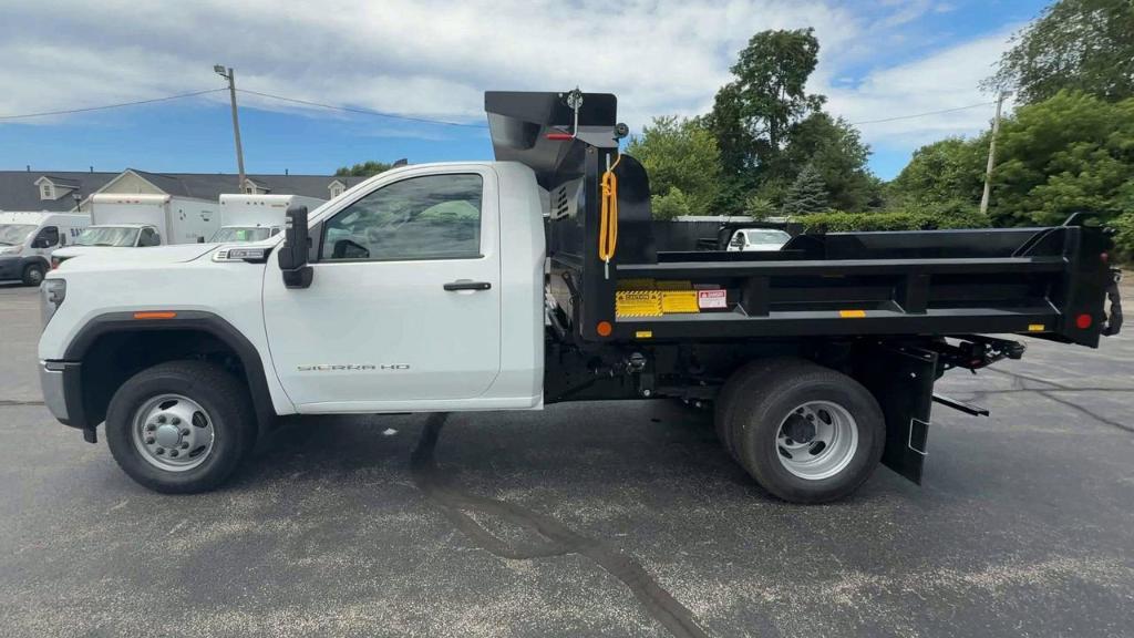 new 2025 GMC Sierra 3500 car, priced at $67,343