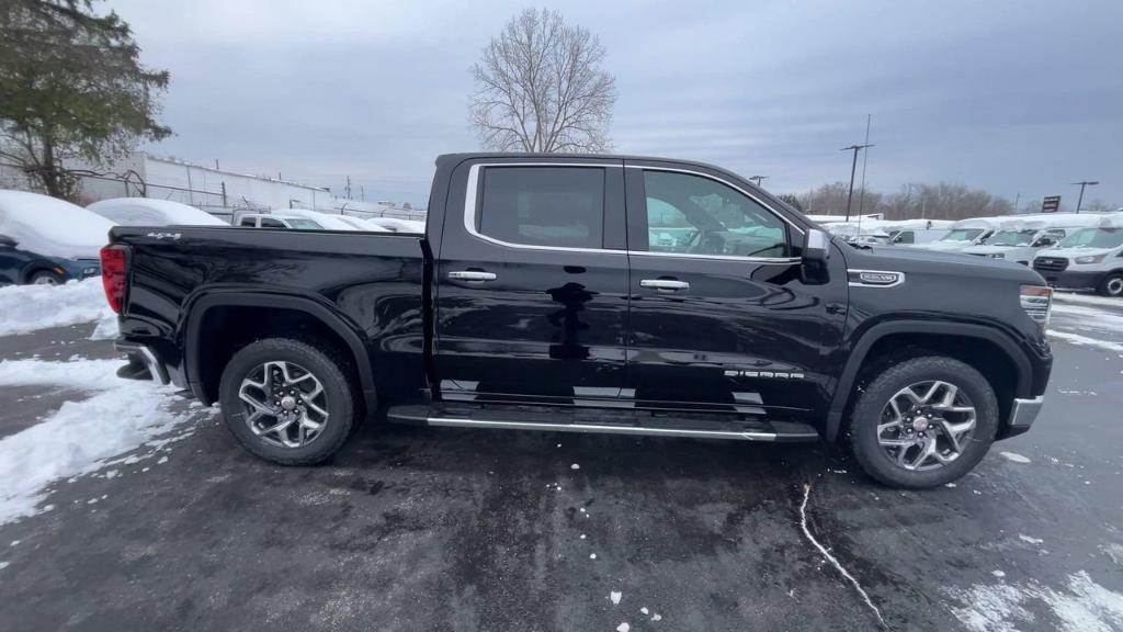 new 2025 GMC Sierra 1500 car, priced at $64,235