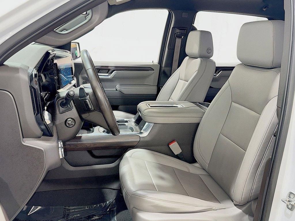 used 2022 GMC Sierra 1500 car, priced at $42,900