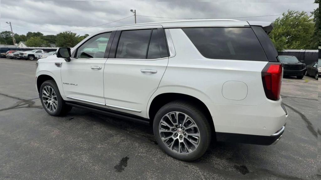 new 2025 GMC Yukon car, priced at $92,535