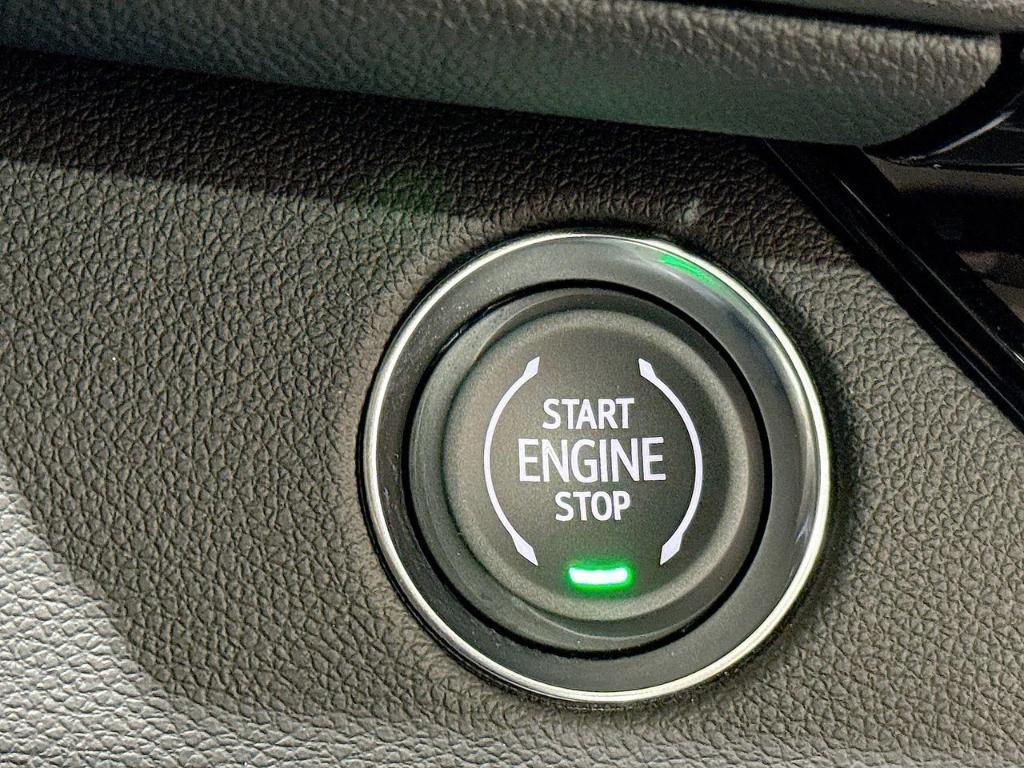 new 2025 Buick Enclave car, priced at $57,874