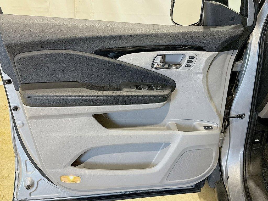 used 2019 Honda Pilot car, priced at $16,500