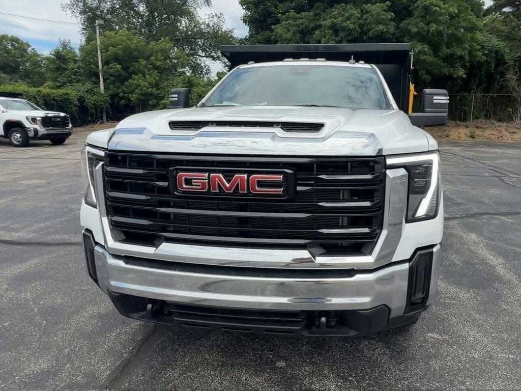 new 2025 GMC Sierra 3500 car, priced at $69,093
