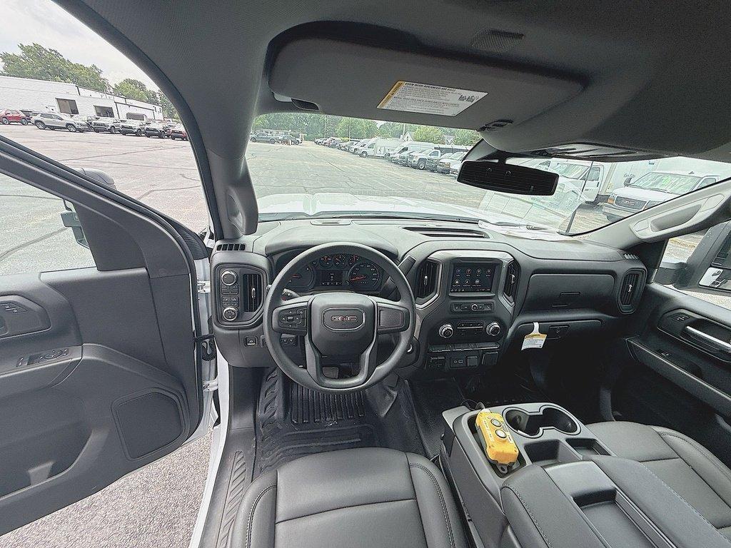 new 2025 GMC Sierra 3500 car, priced at $69,093