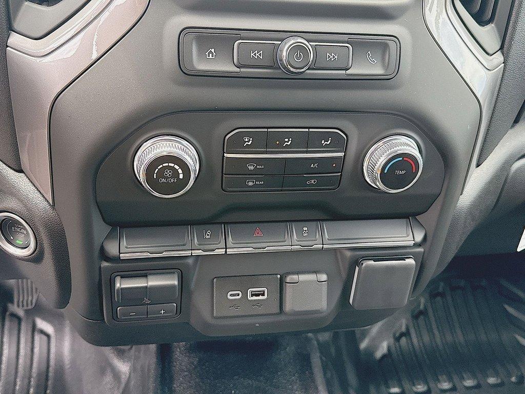 new 2025 GMC Sierra 3500 car, priced at $69,093