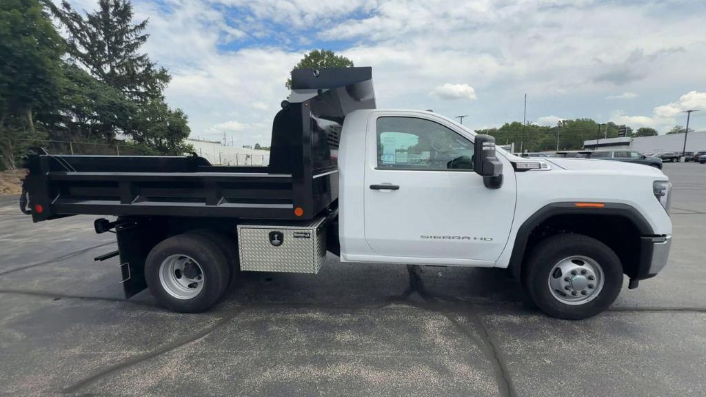 new 2025 GMC Sierra 3500 car, priced at $69,093