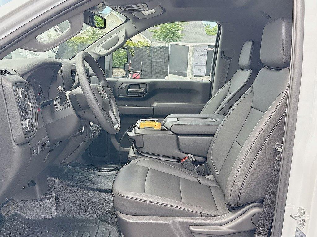 new 2025 GMC Sierra 3500 car, priced at $63,193