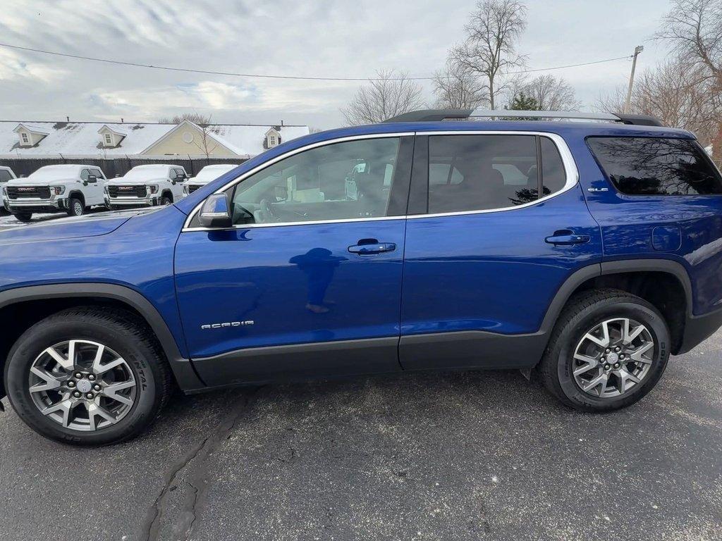 used 2023 GMC Acadia car, priced at $29,900