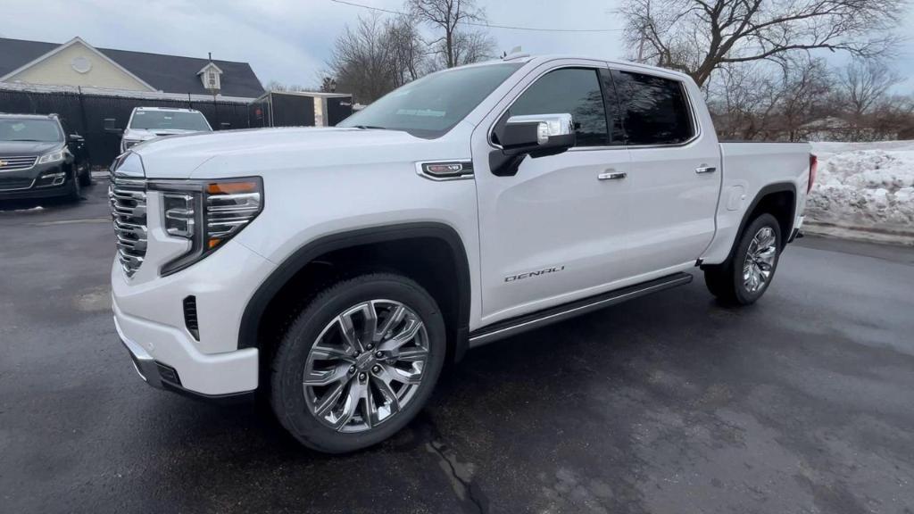 new 2025 GMC Sierra 1500 car, priced at $71,795