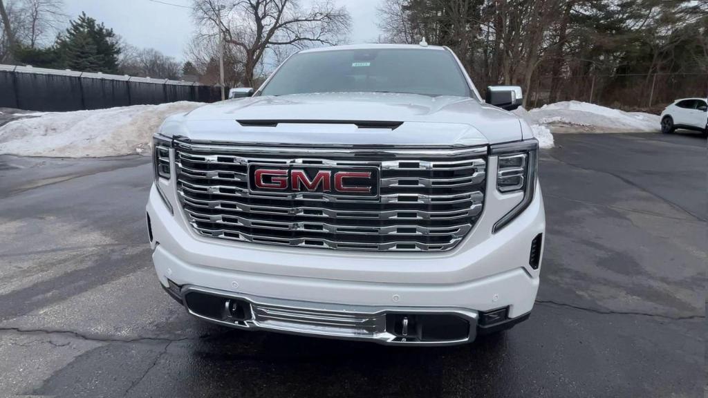 new 2025 GMC Sierra 1500 car, priced at $71,795