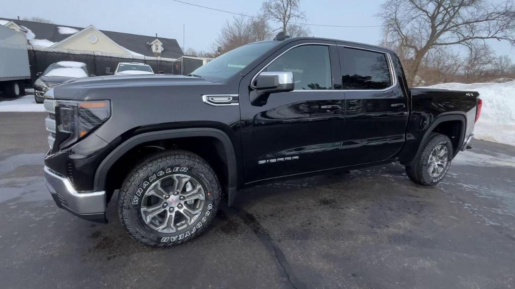 new 2025 GMC Sierra 1500 car, priced at $52,835