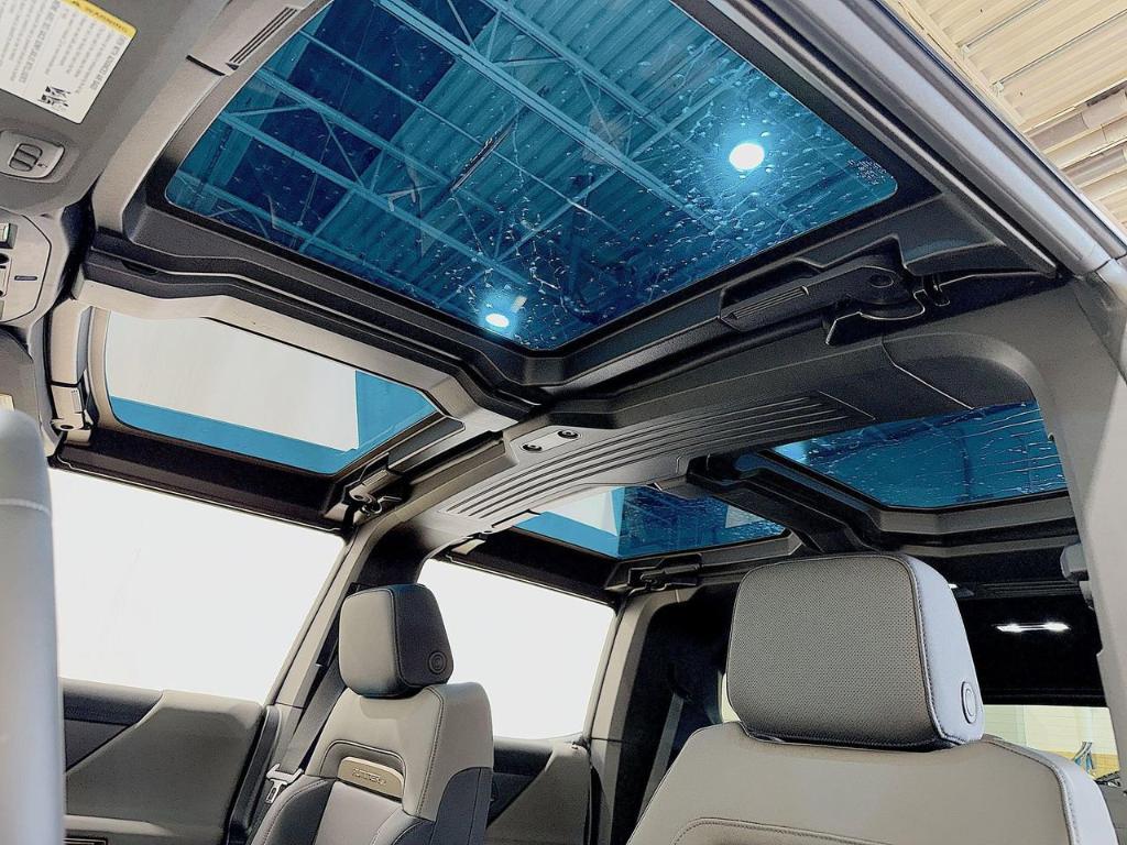 new 2025 GMC HUMMER EV SUV car, priced at $106,135