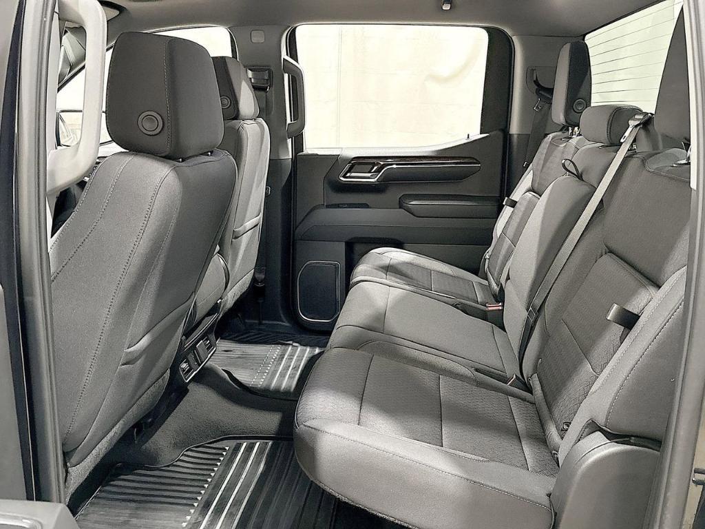 used 2022 GMC Sierra 1500 car, priced at $37,900