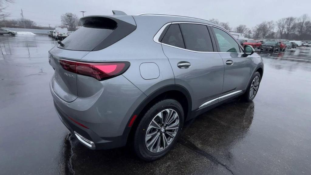 new 2025 Buick Envision car, priced at $39,998