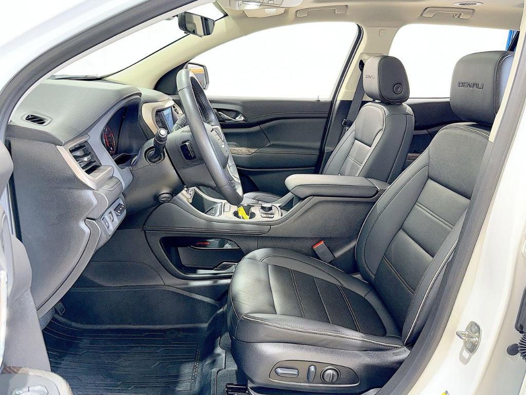 used 2022 GMC Acadia car, priced at $36,900