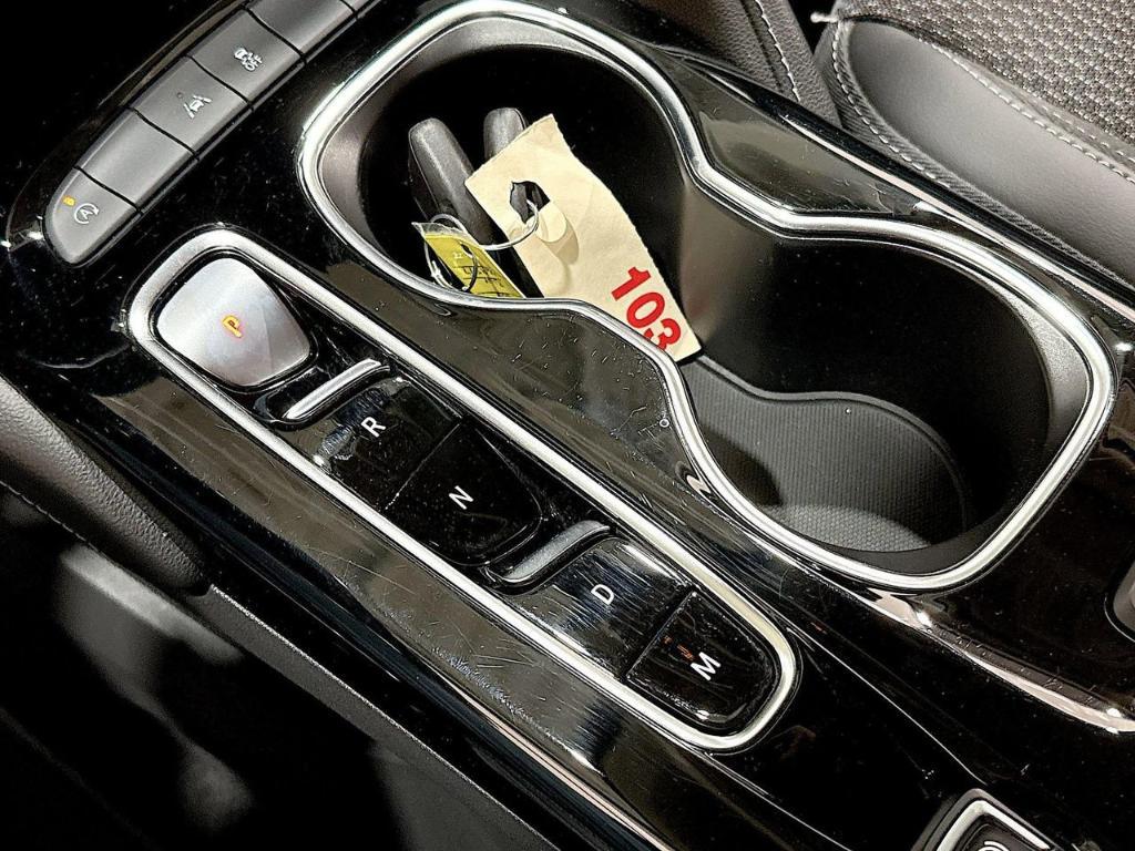 used 2022 Buick Envision car, priced at $24,900