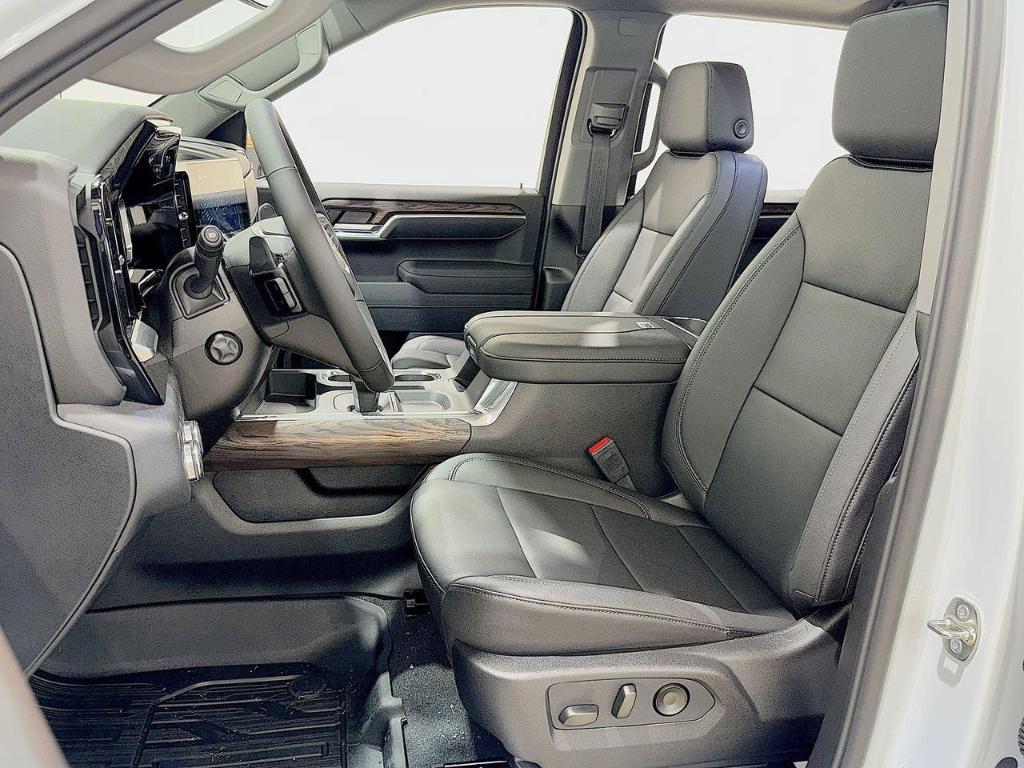 new 2026 GMC Sierra 1500 car, priced at $60,470