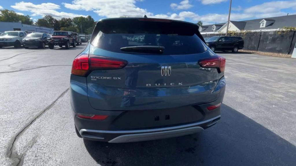 new 2025 Buick Encore GX car, priced at $30,190