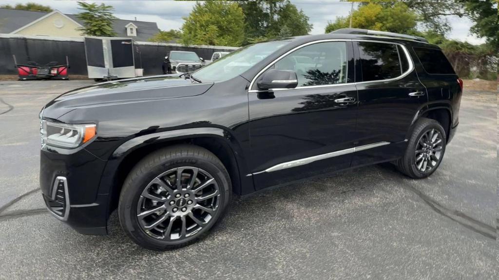 used 2023 GMC Acadia car, priced at $34,900