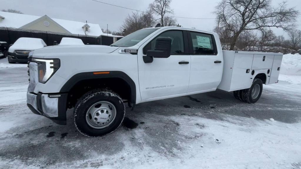 new 2025 GMC Sierra 3500 car, priced at $70,790
