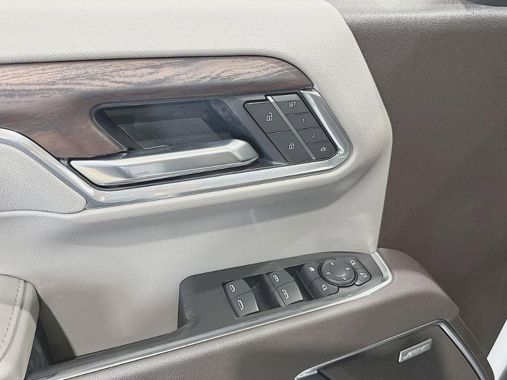 new 2025 GMC Sierra 1500 car, priced at $57,940