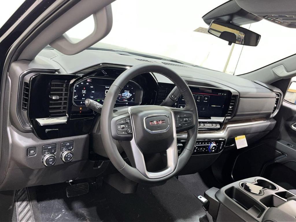 new 2025 GMC Sierra 1500 car, priced at $56,540