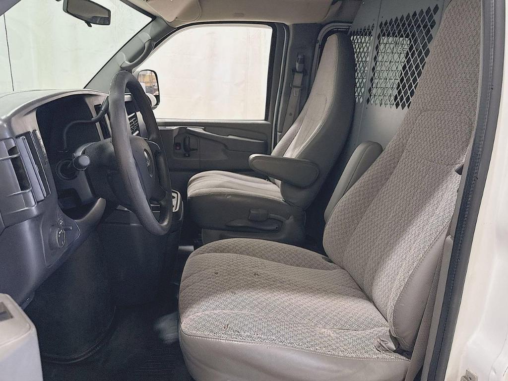 used 2014 GMC Savana 1500 car, priced at $15,900