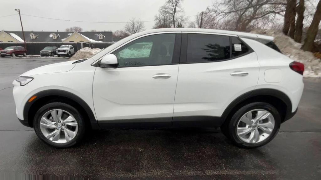 new 2025 Buick Encore GX car, priced at $25,135