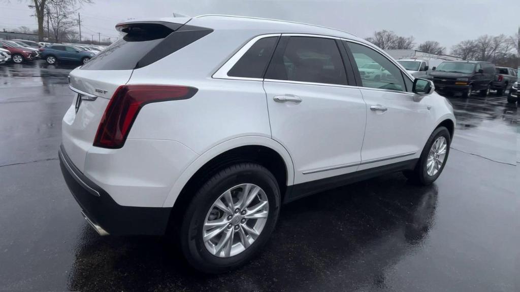 used 2021 Cadillac XT5 car, priced at $27,900