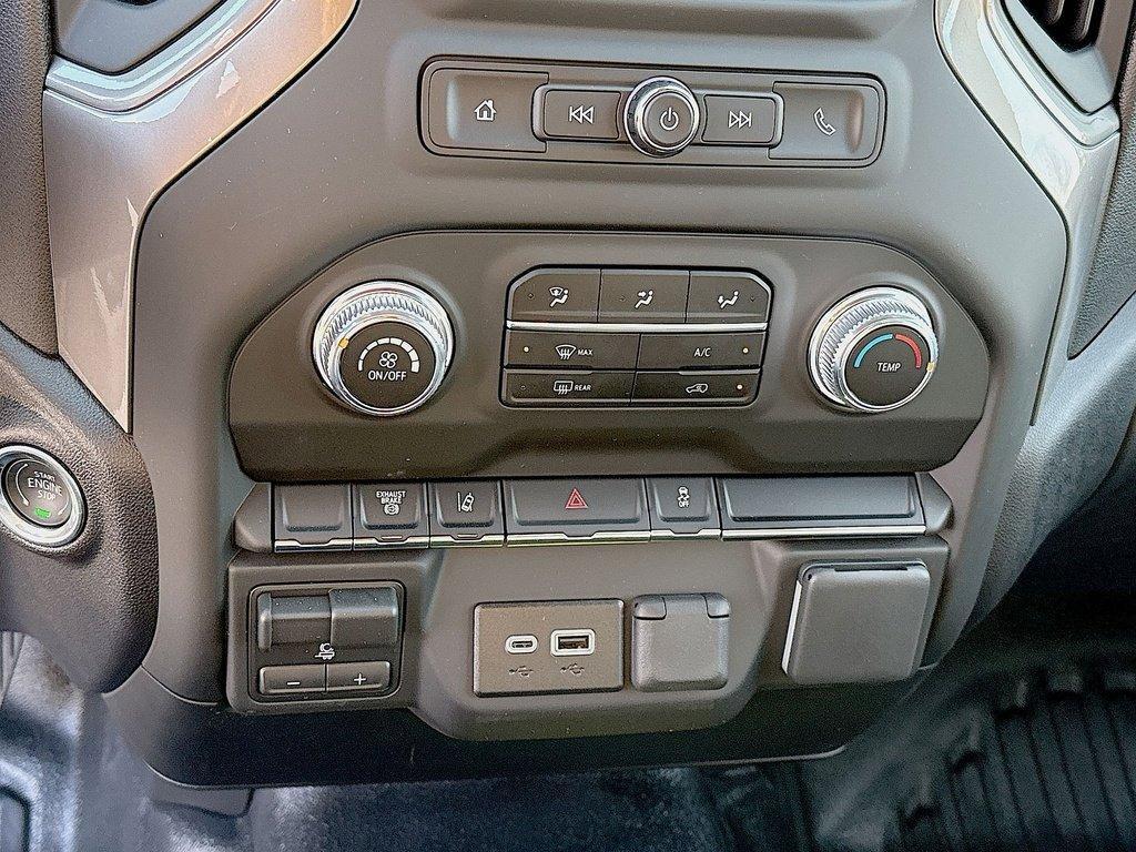 new 2026 GMC Sierra 3500 car, priced at $80,032