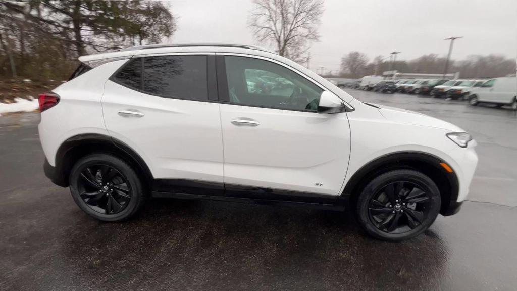 new 2025 Buick Encore GX car, priced at $26,930